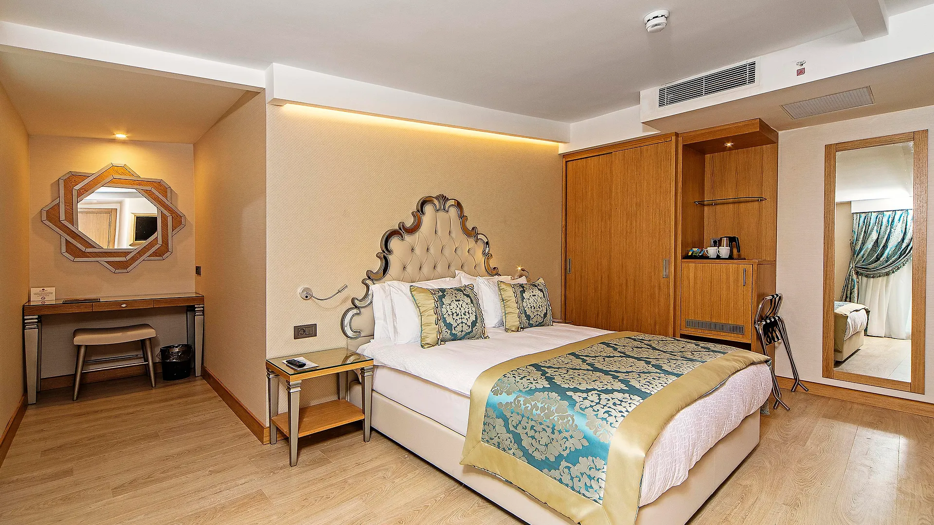 ***  Mukarnas Taksim Hotel Provincia di Provincia di Istanbul Turchia